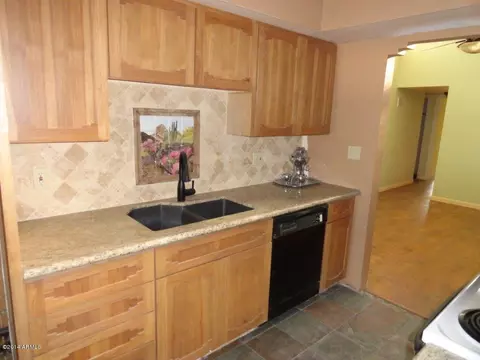 371 E Palm Ln, Phoenix, AZ 85004 photo 2