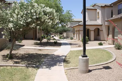 1939 Emily Ln, Gilbert, AZ 85295 photo 4