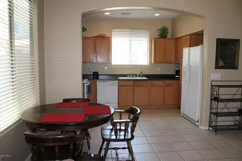 1939 Emily Ln, Gilbert, AZ 85295 photo 9