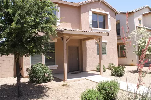 1939 Emily Ln, Gilbert, AZ 85295 photo 3