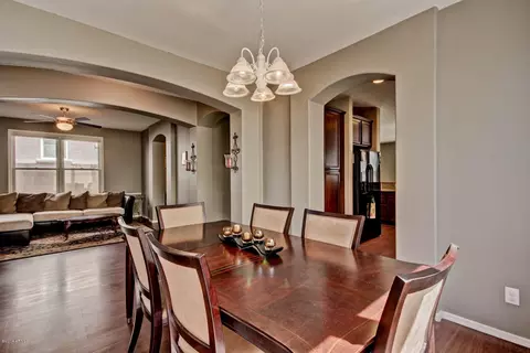 2327 E Grenadine Rd, Phoenix, AZ 85040 photo 16