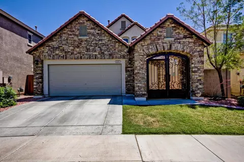 2327 E Grenadine Rd, Phoenix, AZ 85040 photo 2