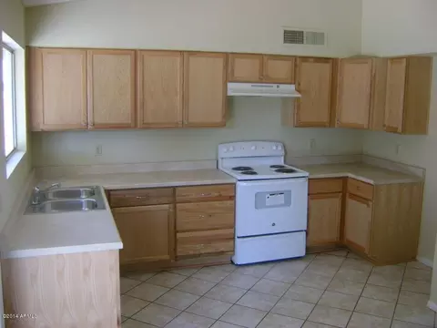 2920 E Coralbell Ave, Mesa, AZ 85204 photo 4