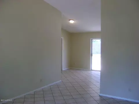 2920 E Coralbell Ave, Mesa, AZ 85204 photo 3