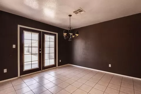 8542 E Desert Ln, Mesa, AZ 85209 photo 22