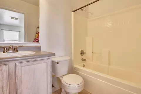 8542 E Desert Ln, Mesa, AZ 85209 photo 23