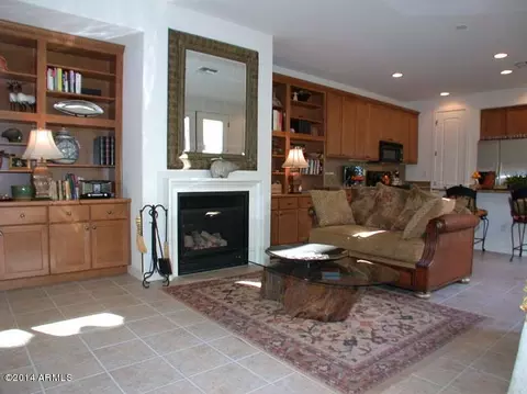 2922 N 48th Pl, Phoenix, AZ 85018 photo 8