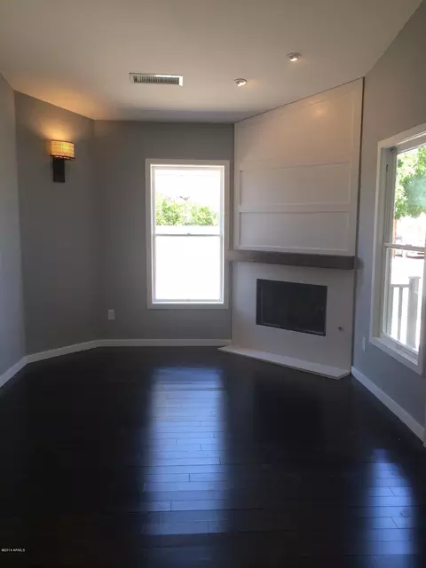 2324 N Mitchell St, Phoenix, AZ 85006 photo 11