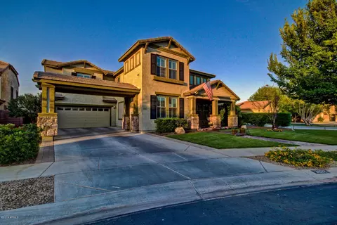 3932 E Parkview Dr, Gilbert, AZ 85295 photo 3