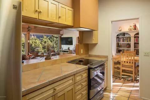 235 E Ridge Rd, Sedona, AZ 86336 photo 7