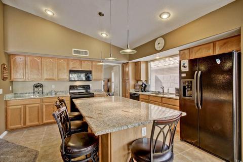311 S Cobblestone Dr, Gilbert, AZ 85296 photo 13