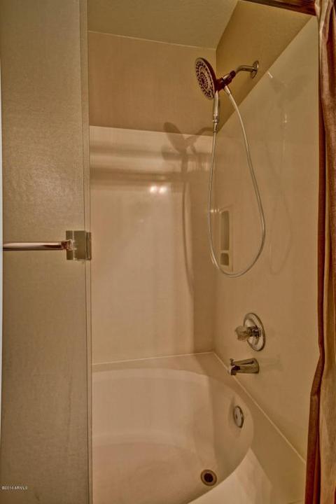 311 S Cobblestone Dr, Gilbert, AZ 85296 photo 29