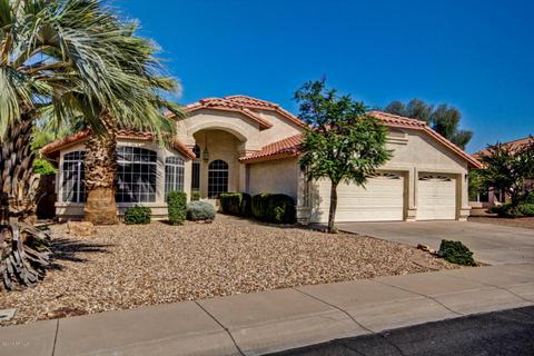 311 S Cobblestone Dr, Gilbert, AZ 85296 photo 1