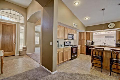 311 S Cobblestone Dr, Gilbert, AZ 85296 photo 8