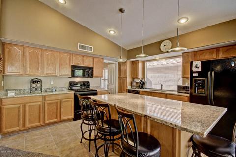 311 S Cobblestone Dr, Gilbert, AZ 85296 photo 16
