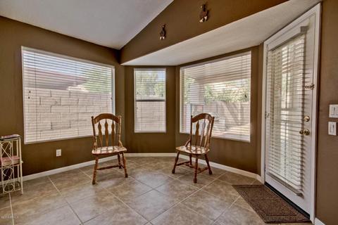 311 S Cobblestone Dr, Gilbert, AZ 85296 photo 17