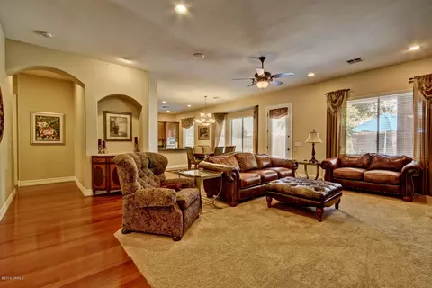 959 E Mary Ln, Gilbert, AZ 85295 photo 8