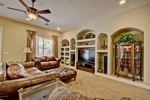 959 E Mary Ln, Gilbert, AZ 85295 photo 9