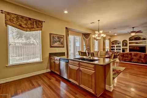 959 E Mary Ln, Gilbert, AZ 85295 photo 16