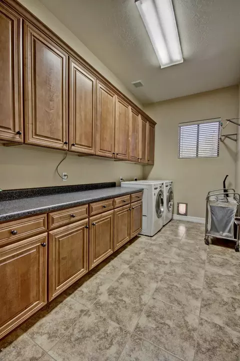 959 E Mary Ln, Gilbert, AZ 85295 photo 32