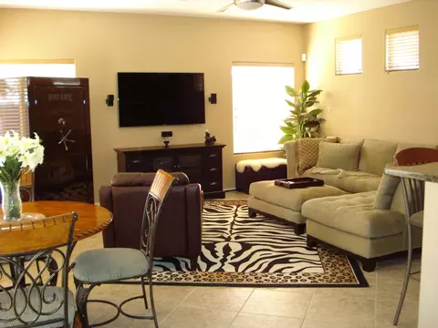 3421 E Thornton Ave, Gilbert, AZ 85297 photo 2