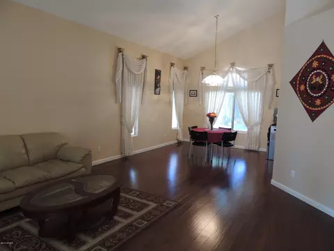 14210 S 44th St, Phoenix, AZ 85044 photo 4