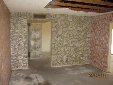 2109 W Eugie Ave, Phoenix, AZ 85029 photo 12