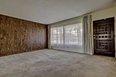 314 E Belmont Ave, Phoenix, AZ 85020 photo 8