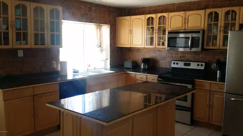 4450 E Wayland Rd, Phoenix, AZ 85040 photo 3