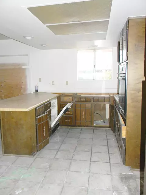 6408 W Thomas Rd, Phoenix, AZ 85033 photo 4