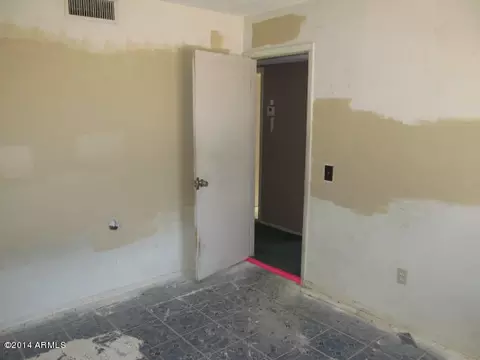 2425 W Banff Ln, Phoenix, AZ 85023 photo 5