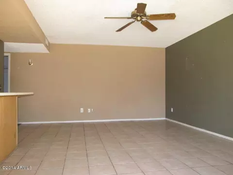 2425 W Banff Ln, Phoenix, AZ 85023 photo 3