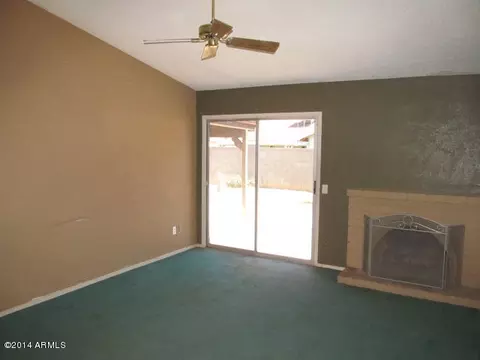 2425 W Banff Ln, Phoenix, AZ 85023 photo 4