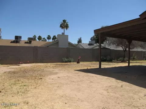 2425 W Banff Ln, Phoenix, AZ 85023 photo 9