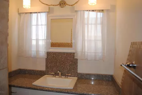 1537 E Diamond St, Phoenix, AZ 85006 photo 12