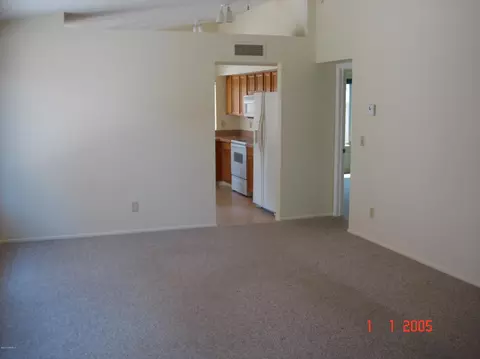 4339 E Vaughn Dr, Phoenix, AZ 85044 photo 2