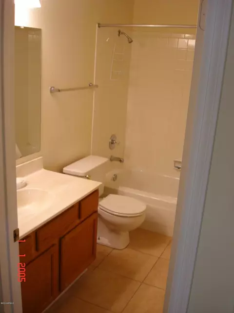 4339 E Vaughn Dr, Phoenix, AZ 85044 photo 5