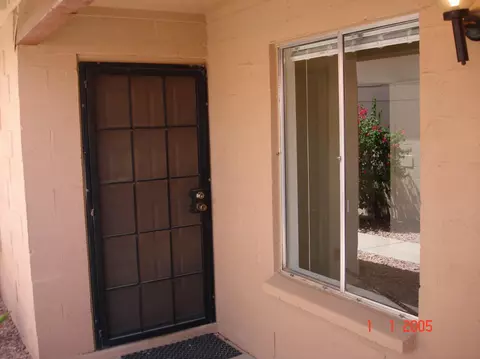 4339 E Vaughn Dr, Phoenix, AZ 85044 photo 11