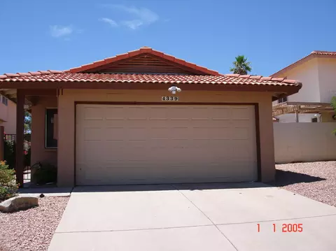 4339 E Vaughn Dr, Phoenix, AZ 85044 photo 1