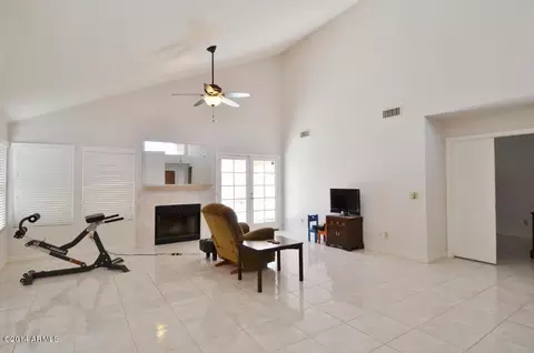3237 E Hiddenview Dr, Phoenix, AZ 85048 photo 4