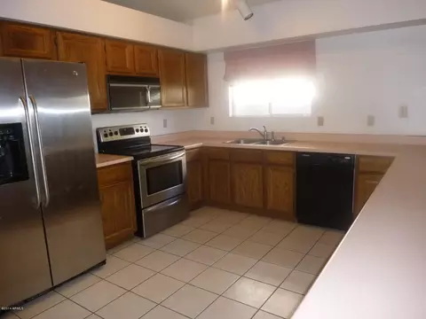 1957 E Rosemonte Dr, Phoenix, AZ 85024 photo 2