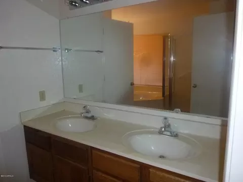 1957 E Rosemonte Dr, Phoenix, AZ 85024 photo 5
