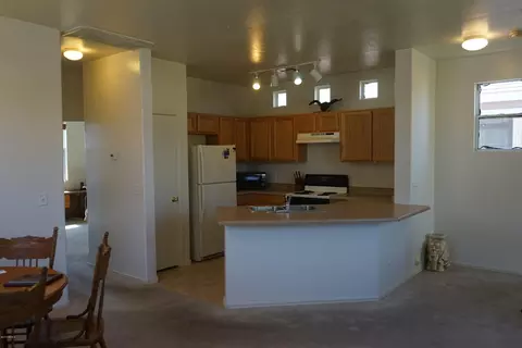 1520 S Roadrunner Dr, Gilbert, AZ 85296 photo 3