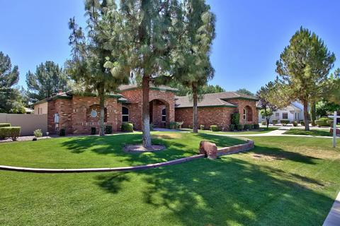 449 S Riata St, Gilbert, AZ 85296 photo 2