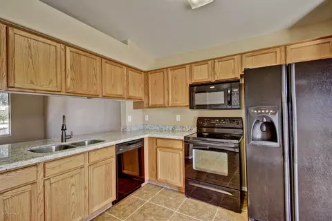 1703 E Amber Ln, Gilbert, AZ 85296 photo 7