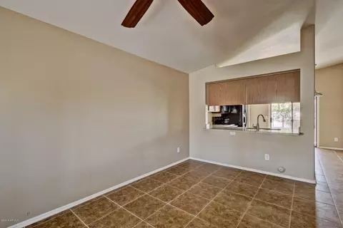 1703 E Amber Ln, Gilbert, AZ 85296 photo 5