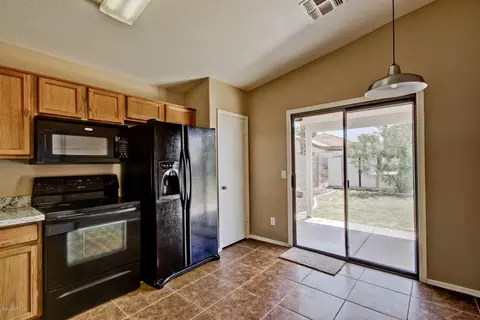 1703 E Amber Ln, Gilbert, AZ 85296 photo 9