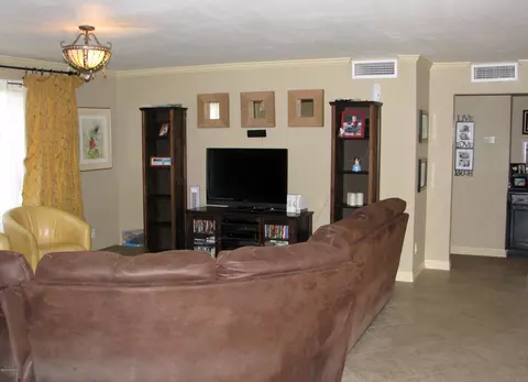 4039 E Windrose Dr, Phoenix, AZ 85032 photo 8
