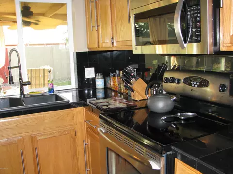 4039 E Windrose Dr, Phoenix, AZ 85032 photo 12