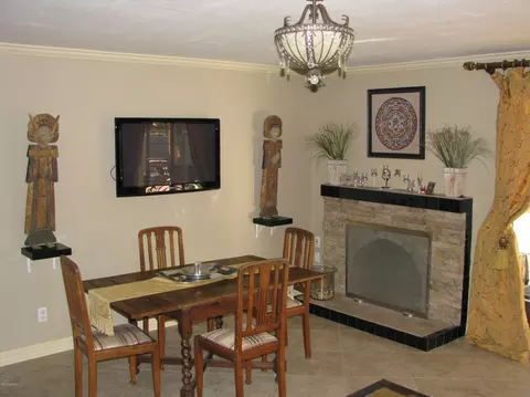 4039 E Windrose Dr, Phoenix, AZ 85032 photo 9
